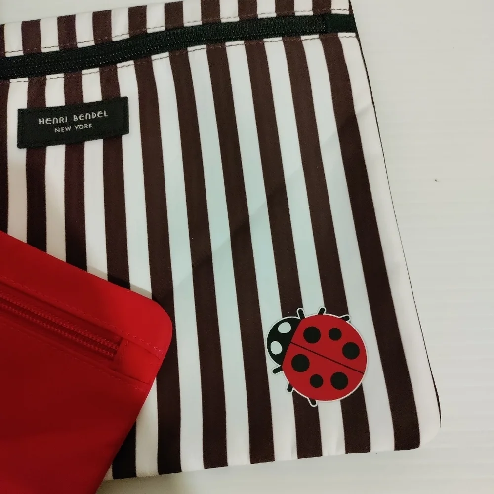 HENRI BENDEL flat Tow Set  Cosmetic Bag New without tags